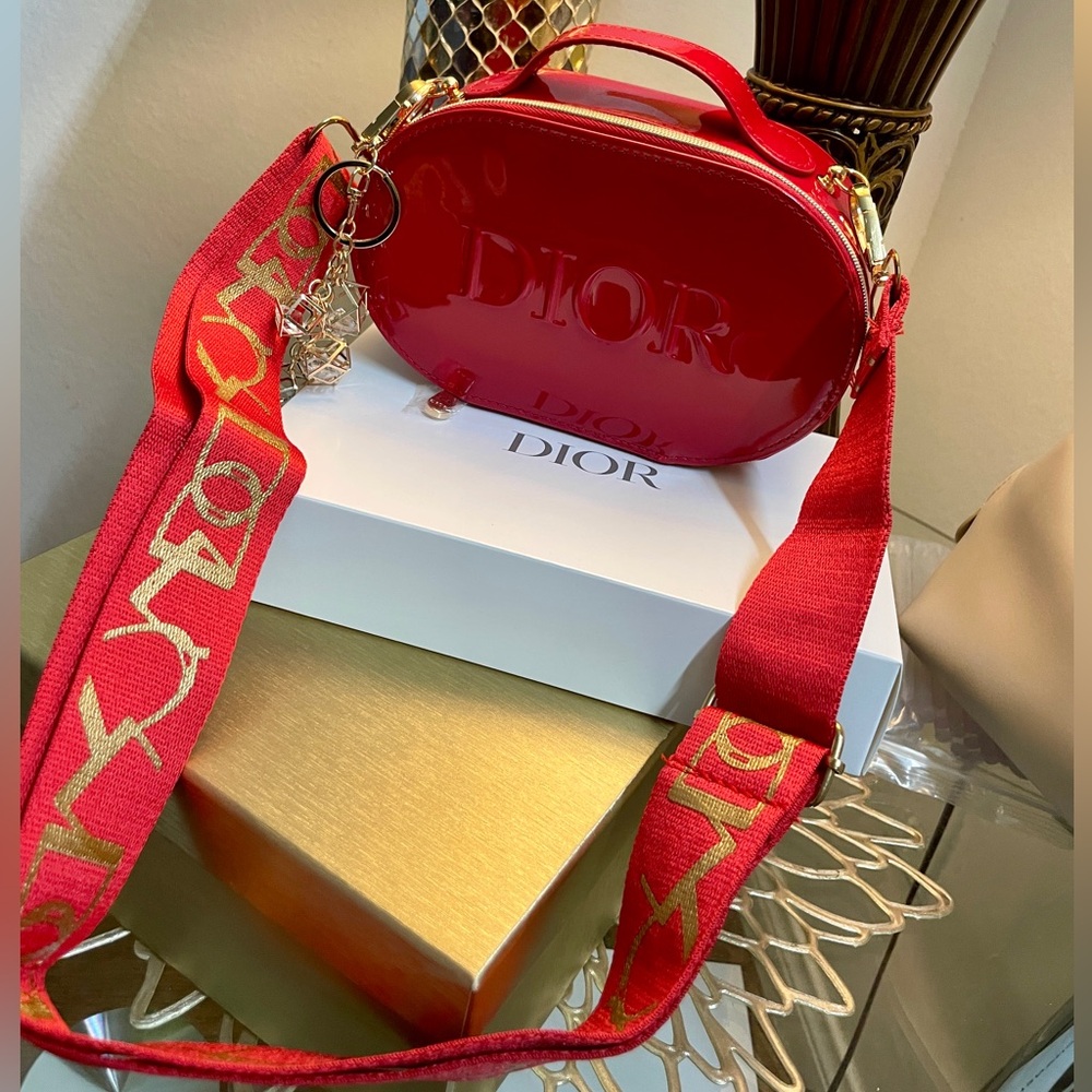 Dior - Picture 4 of 12